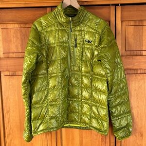 Outdoor Research half zip 800 down fill